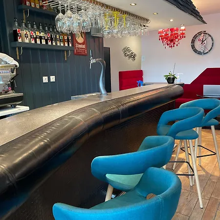 Cote Sud Leman Hotel