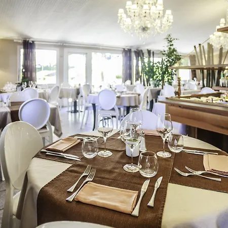 Cote Sud Leman Hotel 3*